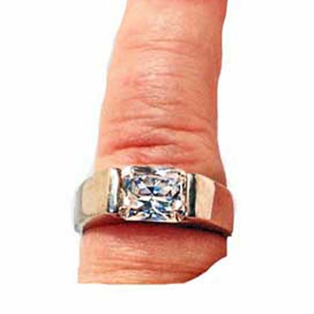 3 ct CLEAR CUBIC ZIRCONIA RING, Sz 7, STERLING SILVER, SOLITAIRE BEZEL SET,